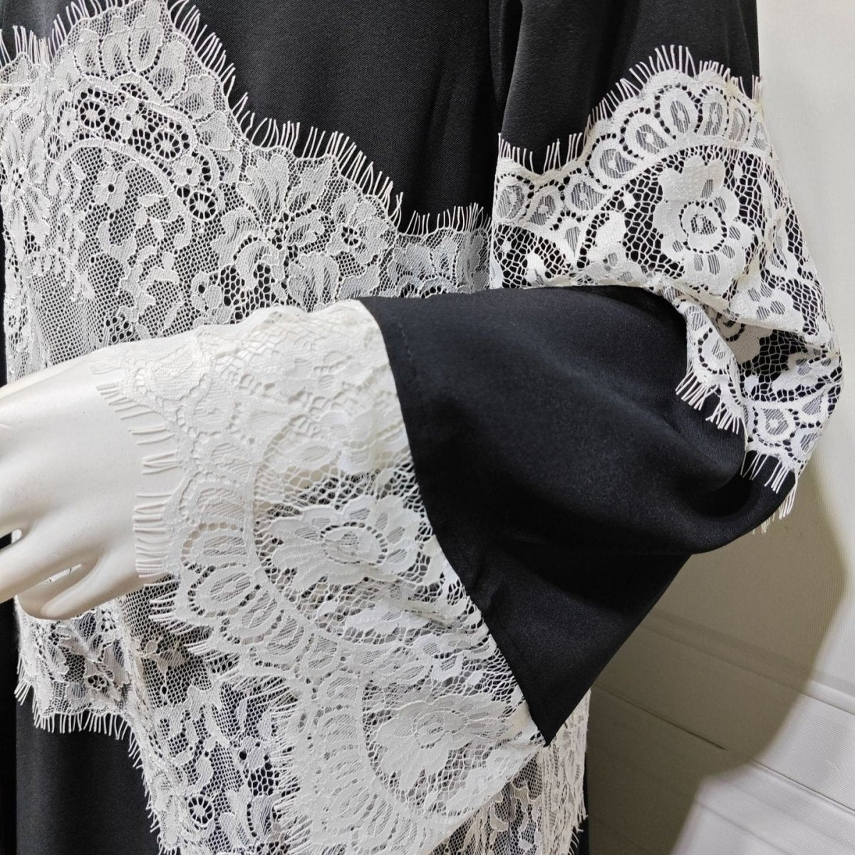Lace Panel Open Abaya & Hijab Set(MOA319)