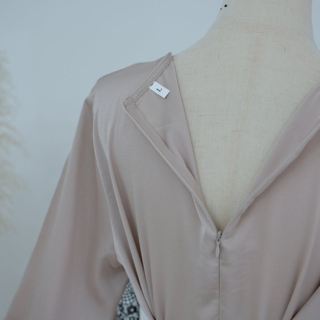 Lace Splice Satin Maxi Dress with Fixed Cape(MS438)