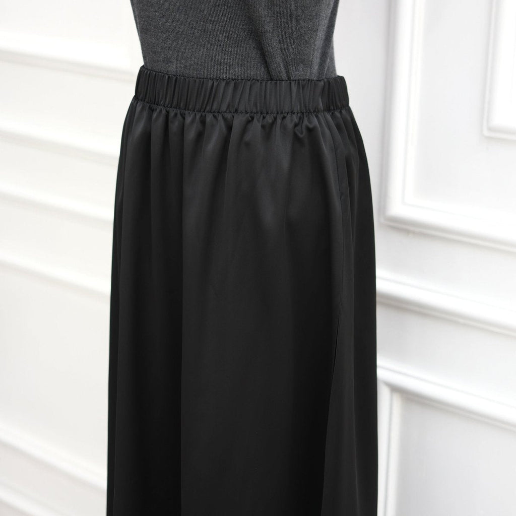 Lace Trim Contrast Panel Satin Top(MS407)