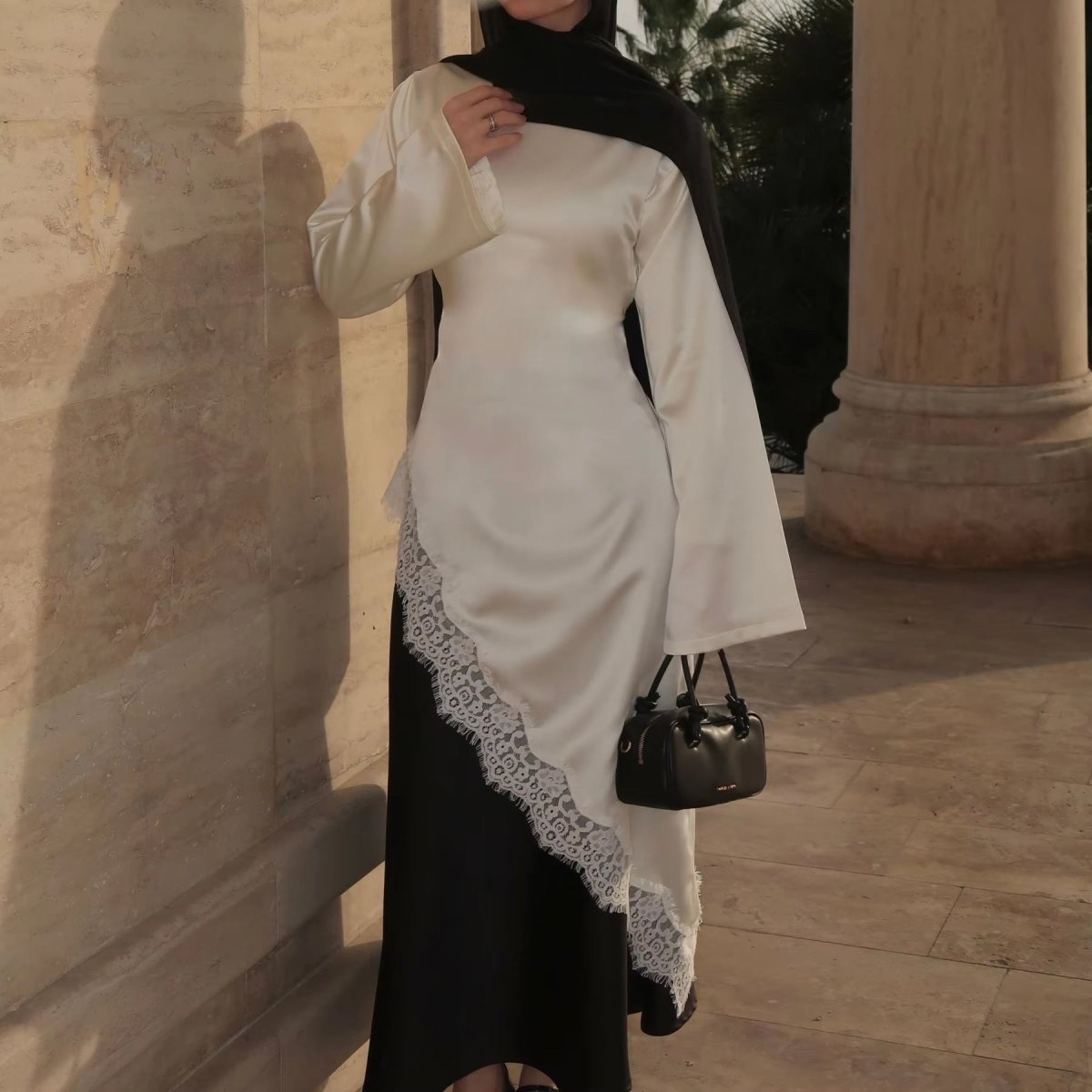 Lace Trim Contrast Panel Satin Top(MS408)