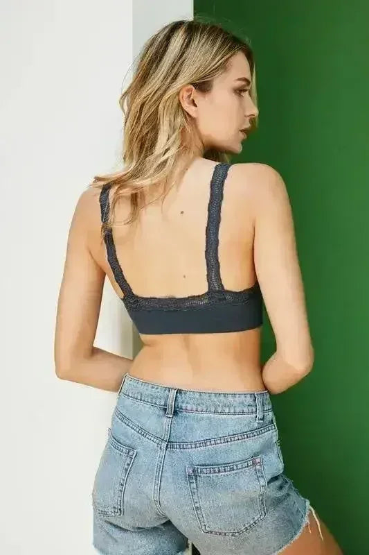 Lace Trim Padded Bralette - Comfortable Everyday Bra | Femstylo
