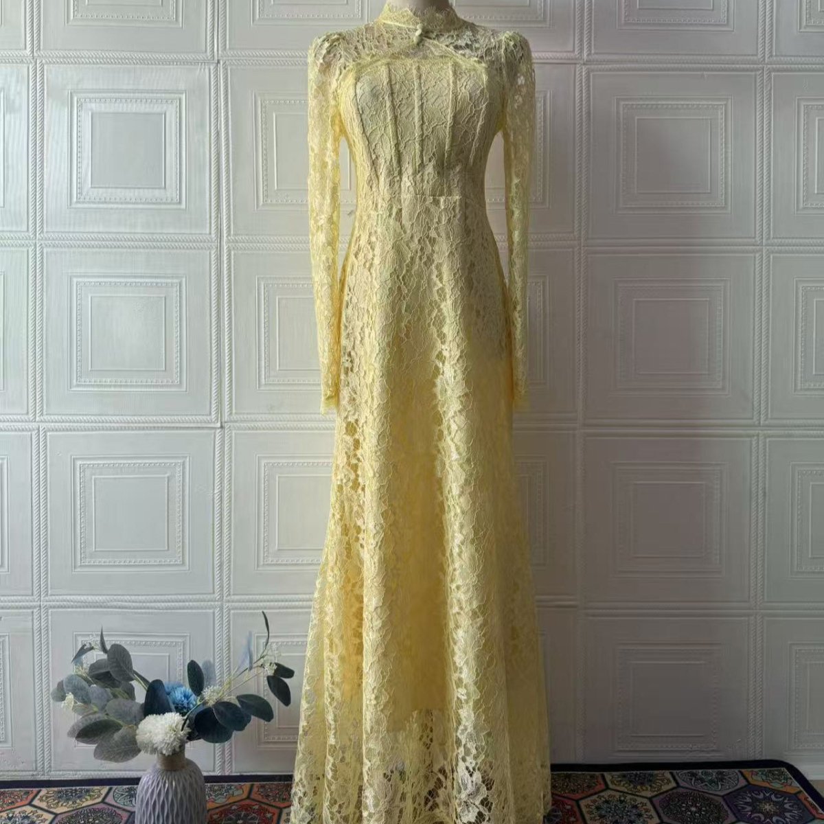 Luxury Lace Dress with Bell Sleeves(MS339)