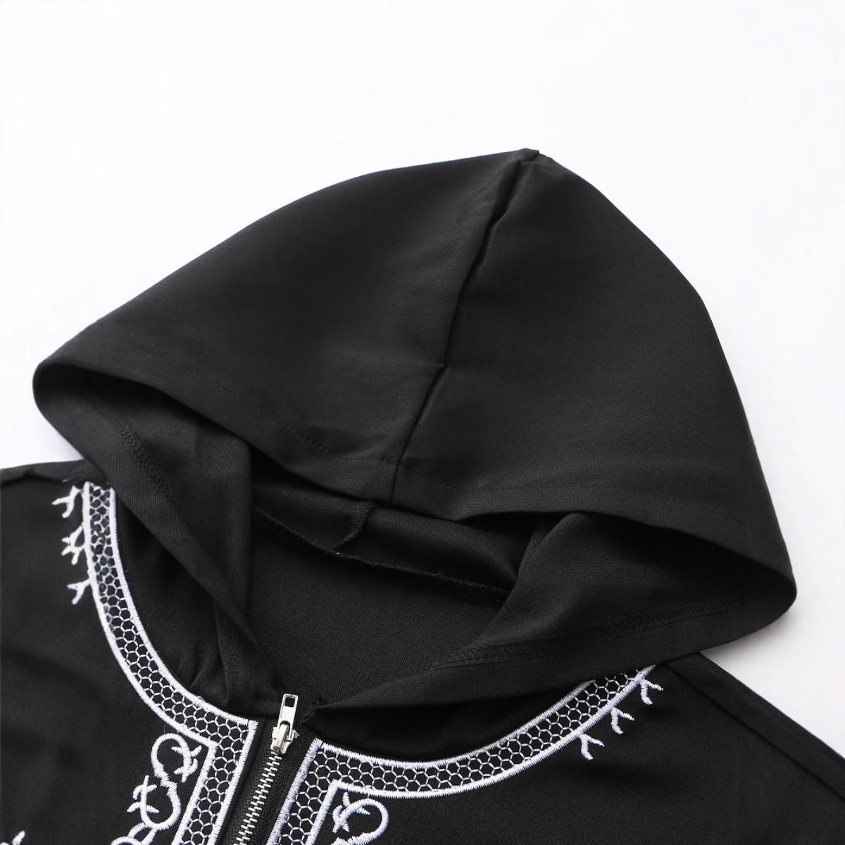 Luxury Loose Fit Hooded Premium Embroidered Men's Thobe Robe with Zipper & Islamic Calligraphy Design (MT024)