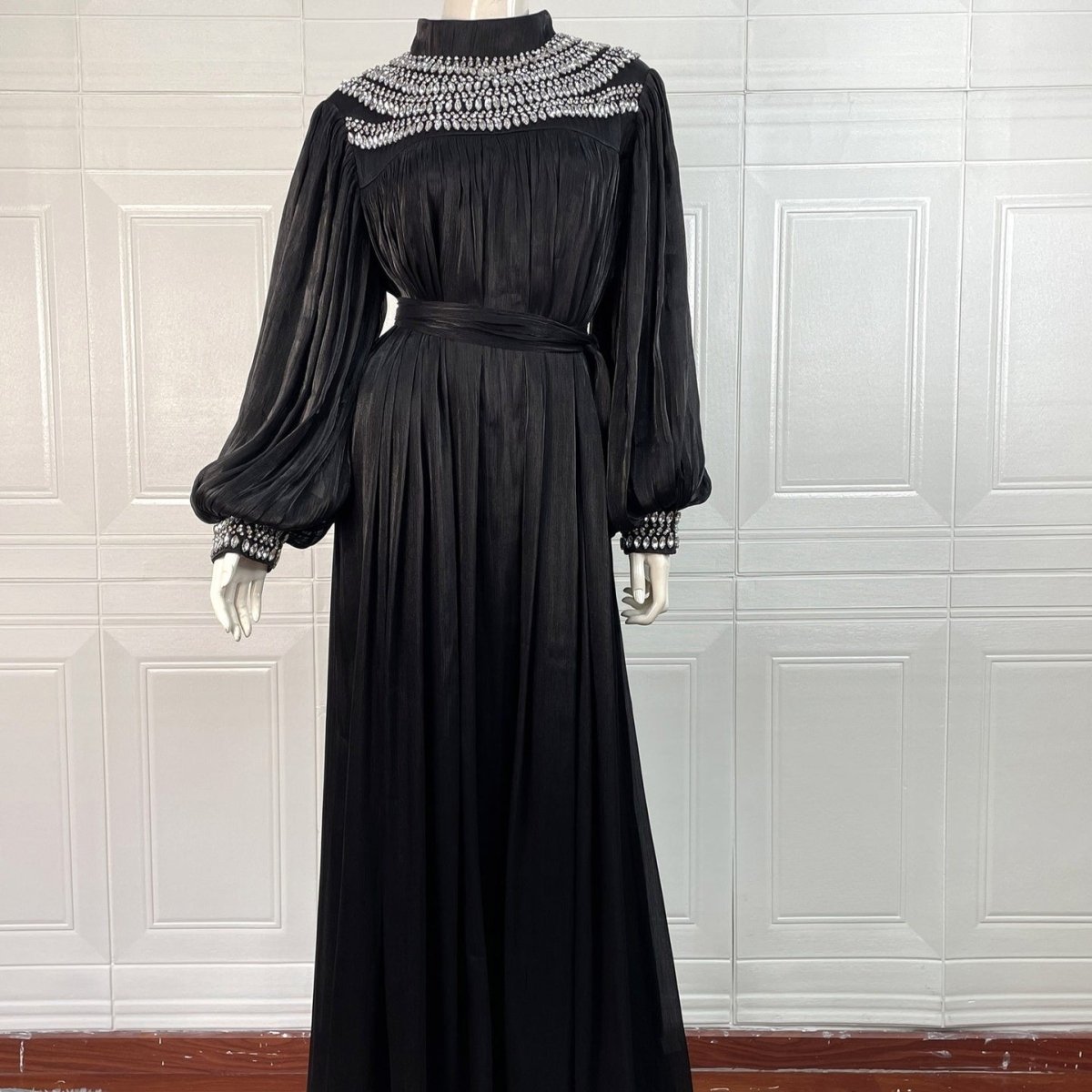 Luxury Rhinestone Collar Maxi Dress(MA440)
