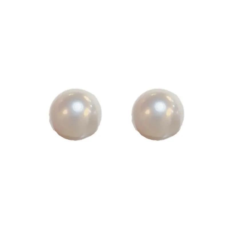 MAC055 Natural Freshwater Pearl Stud Earrings