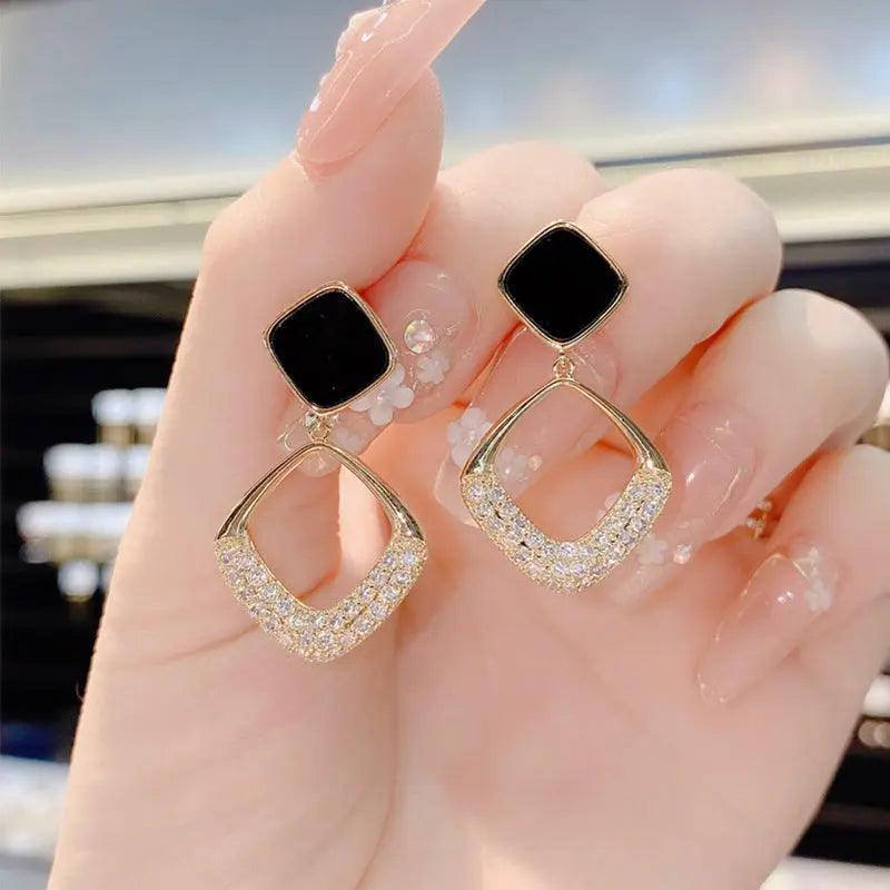 MAC099 version square geometric diamond earrings