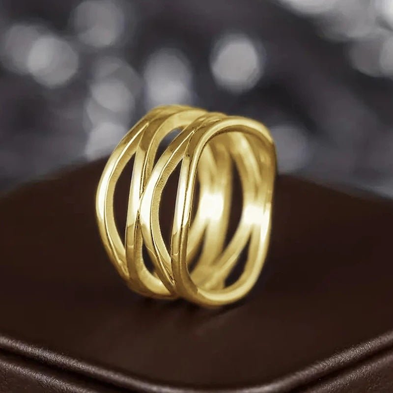 MAC166 Simple Geometric Lines Hollow Ring