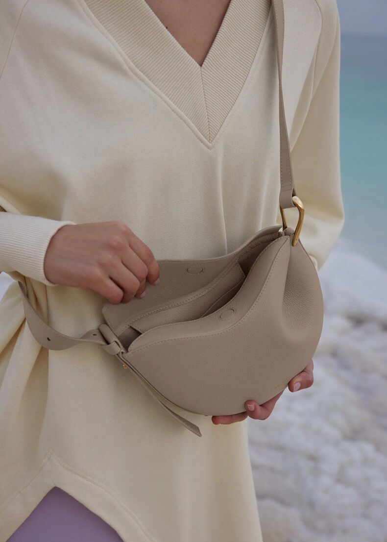MAC182 Lychee Textured One-Shoulder Crossbody Saddle Bag
