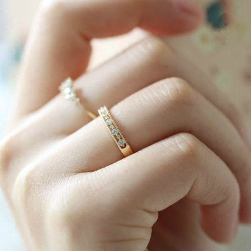 Light Luxury Palace Style Hollow Carved Lace Ring(MAC193)