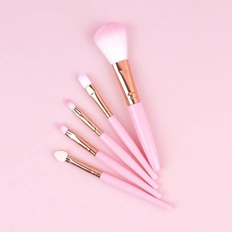 MMU022 mini eyeshadow brush