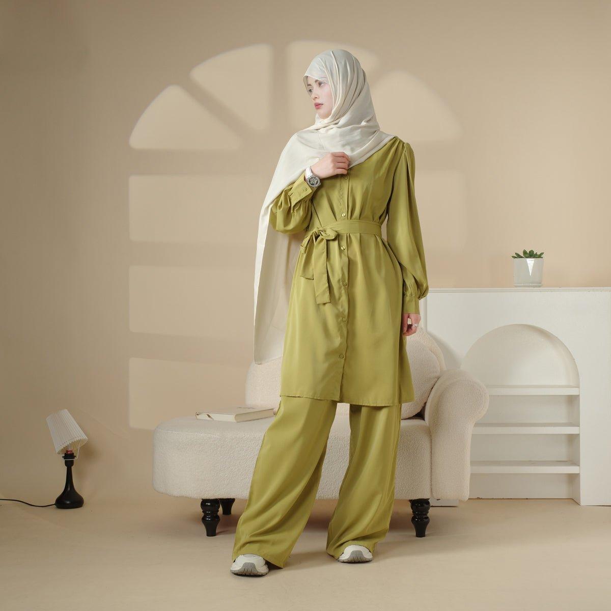 Long Sleeve Shirt and Pants Suit (MOA023)