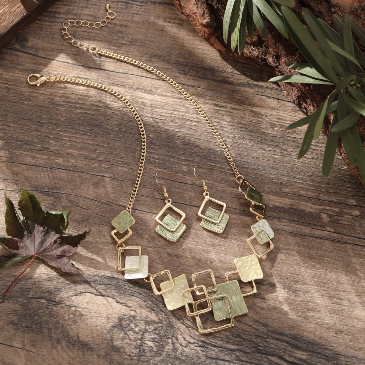 Modernist Geometric Square Earrings Bracelet Necklace Set (MAC318)