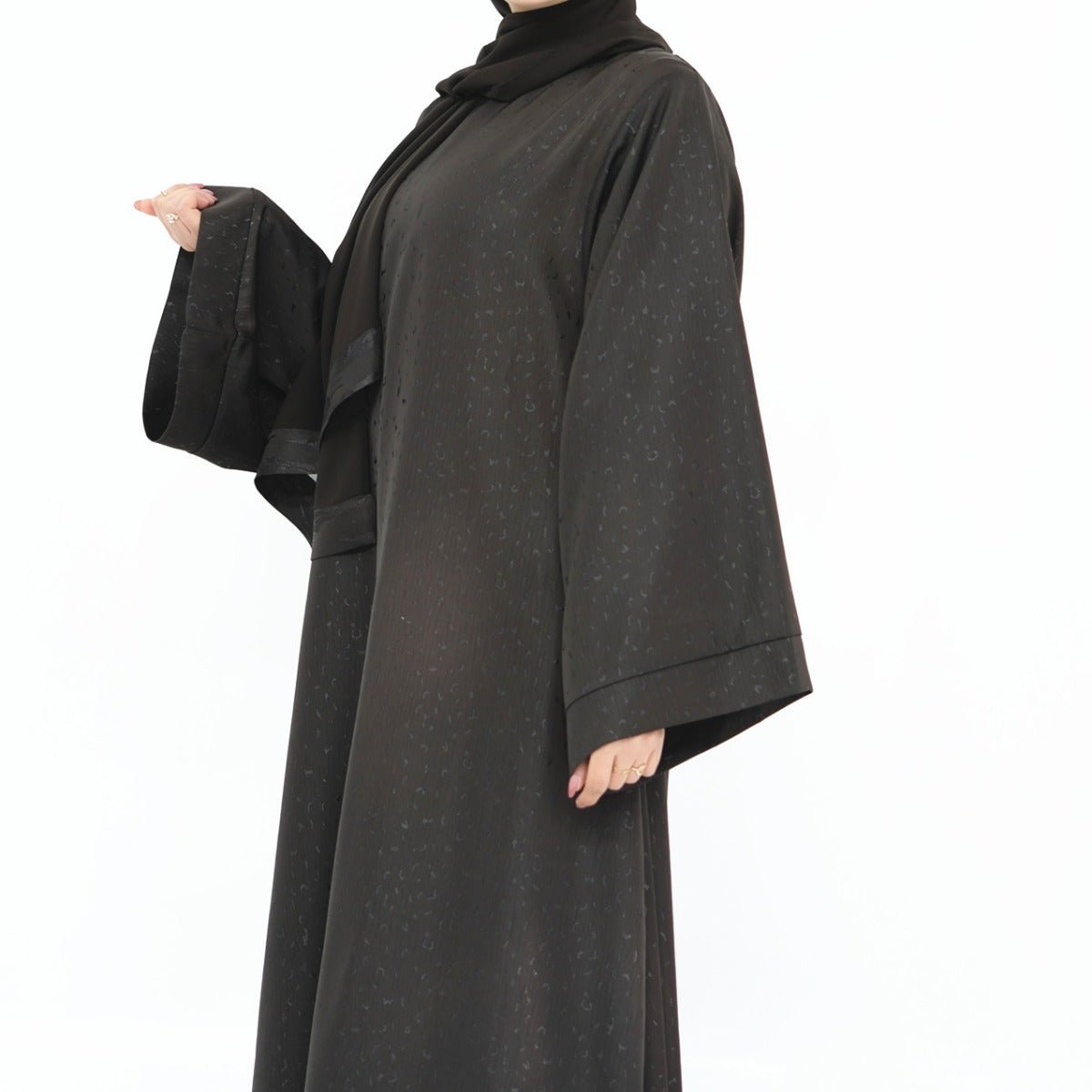 Modest  Elegant Solid Color Abaya Robe with Wide Sleeves & Detachable Belt(MA279)