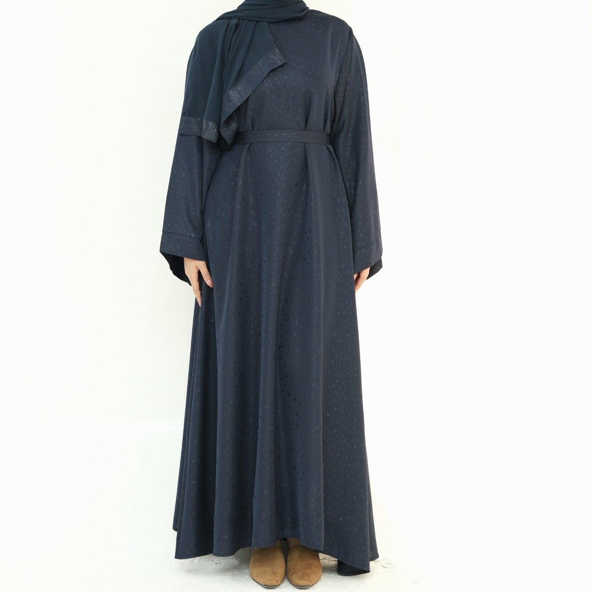 Modest  Elegant Solid Color Abaya Robe with Wide Sleeves & Detachable Belt(MA279)