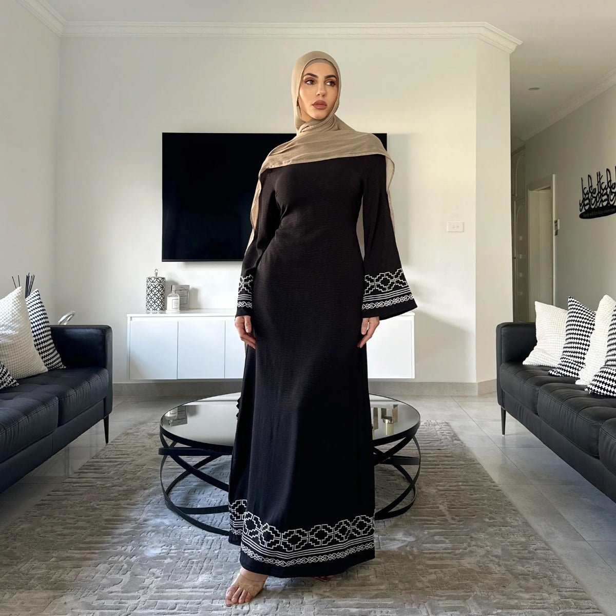 Modest Luxury Embroidered Flare Sleeve Abaya Collection | Muslim Dresses with White Geometric Embroidery (MA262)