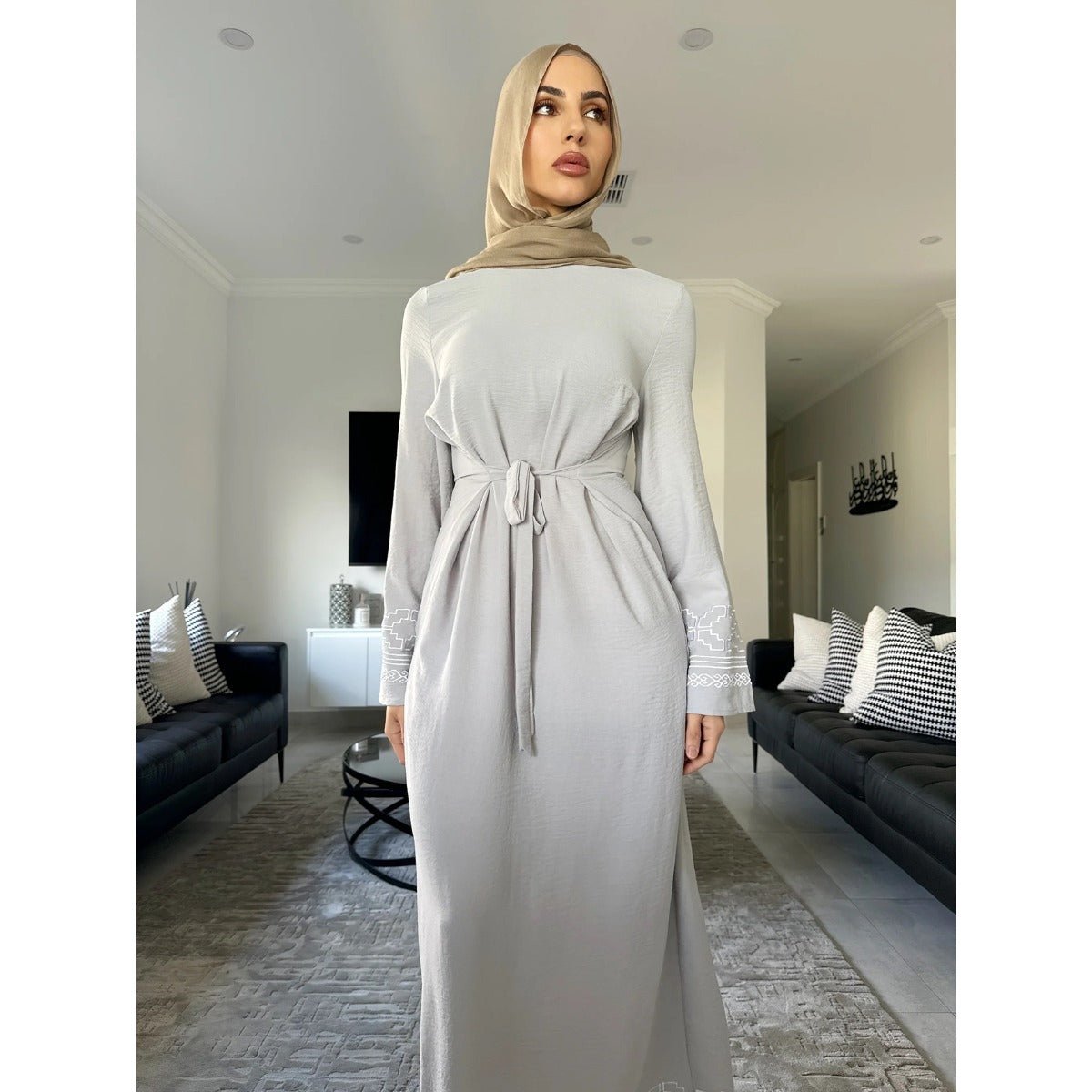 Modest Luxury Embroidered Flare Sleeve Abaya Collection | Muslim Dresses with White Geometric Embroidery (MA262)