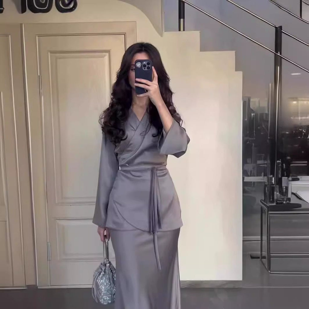Modest Two-Piece Set Elegant Grey Satin Splicing Waist Abaya Dress Suit (MA206)