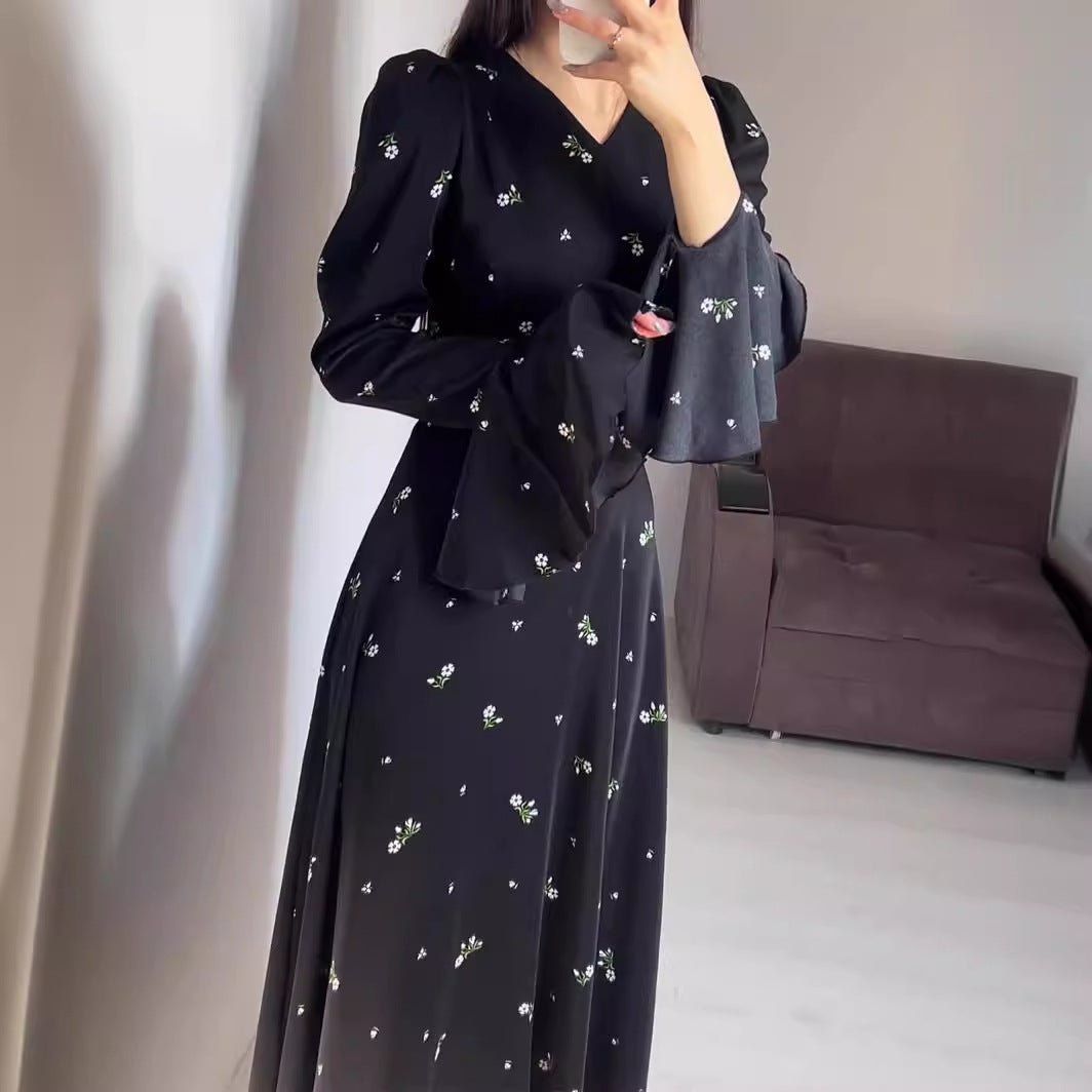 Modest V-Neck Boho Chiffon Black Floral Abaya Dress with Lotus Sleeve Flared Bell Sleeves(MA202)