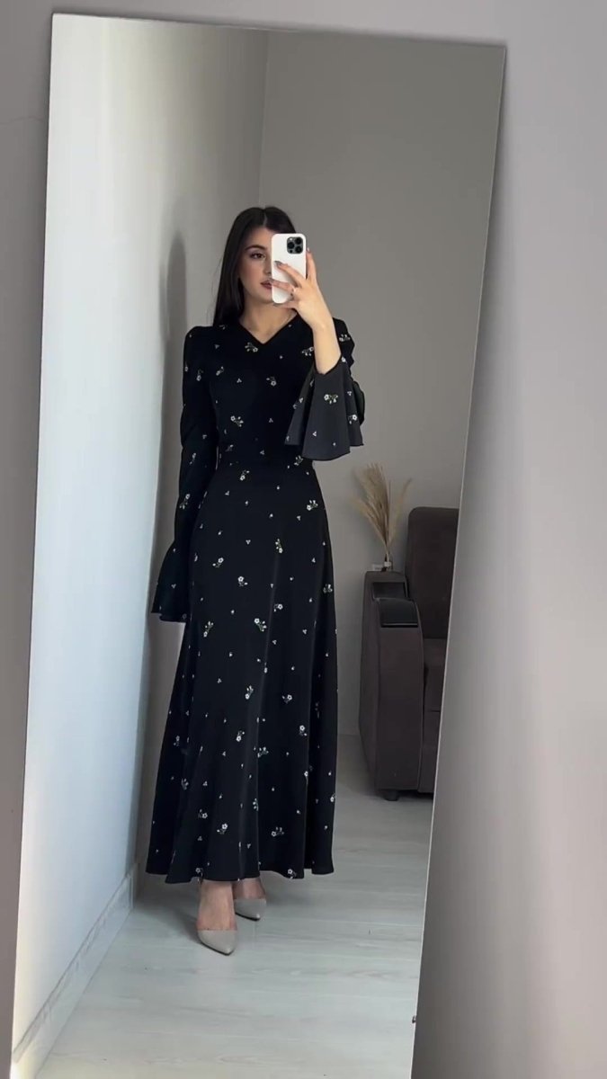Modest V-Neck Boho Chiffon Black Floral Abaya Dress with Lotus Sleeve Flared Bell Sleeves(MA202)