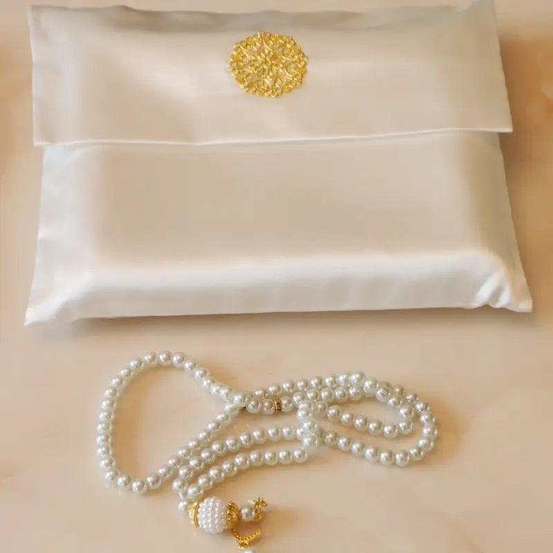 Luxury Prayer Mat and Tasbeeh Set (MR048)