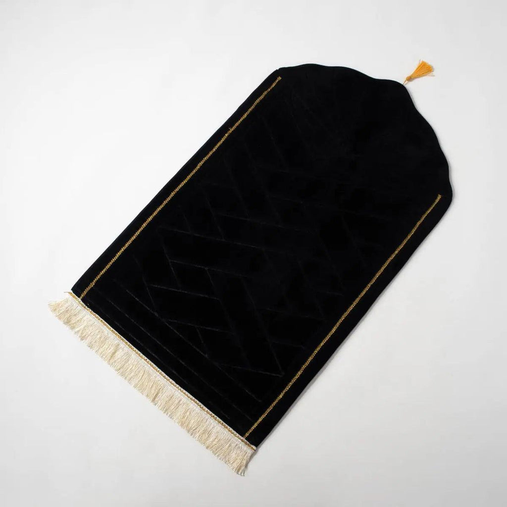 MR053 Thickened Embossed Flannel Prayer Mat