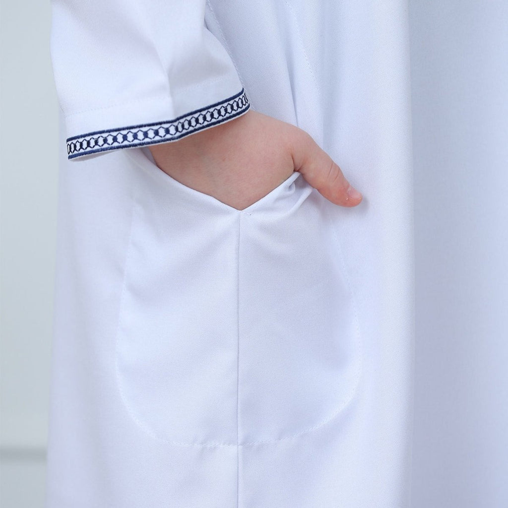 Muslim Boys Embroidered Hooded Thobe with Pockets (MKB014)