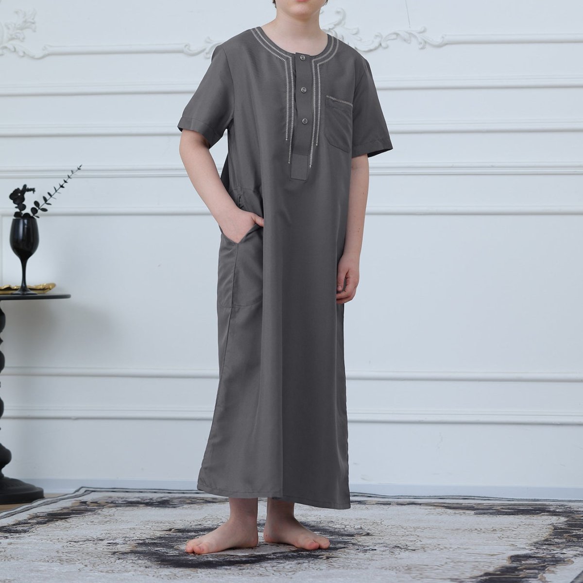 Muslim Boys Short Sleeve Embroidered Thobe with Pockets (MKB015)