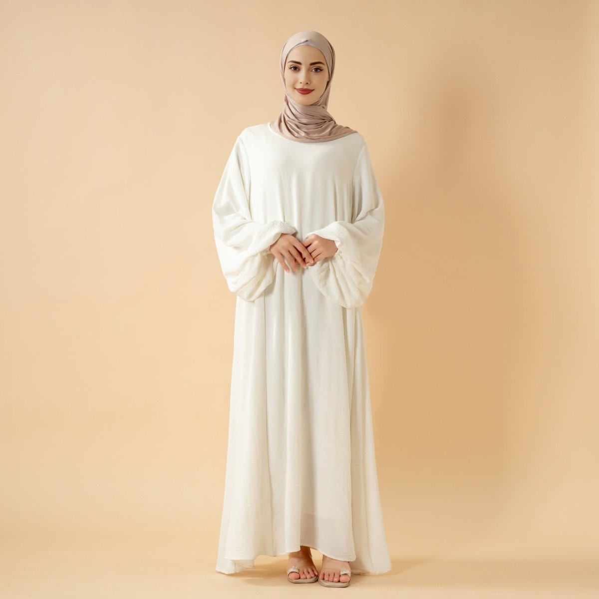 Relaxed Fit Lantern Sleeves Crepe Abaya (MA190)