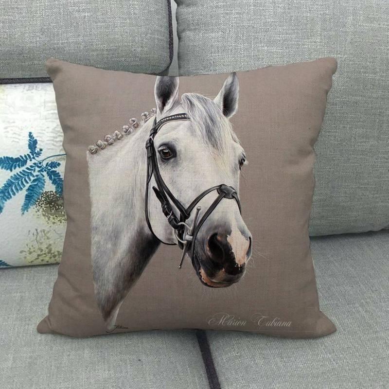 New Animal Pattern Pillow Cover Simple Wind Pillow Set Art Home Decorative Throw Pillow Cover Horse Cotton Linen Cushion for Couch Sofa Bedroom Livingroom Kitchen Car Restoring Ancient Ways Horse Head Decorative Cushion Covers 45x45CM
