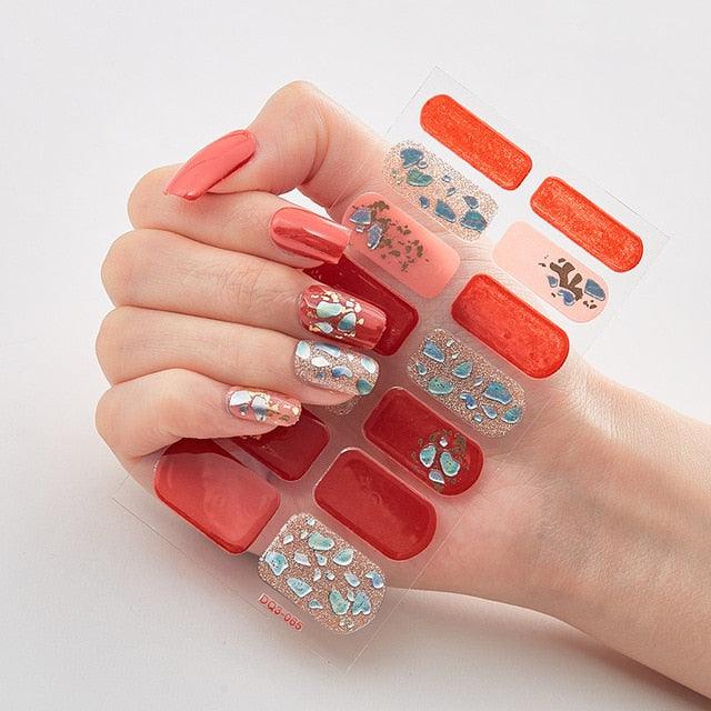 New Year Patterned Nail Decor Nail Polish Nail Art Stickers Full Beauty Sticker for Nails Nail Accessorie Christmas Nail Sticker 3D Nail Art Stickers Decal Slider Template Diy Nail Tool Decorations Nail Art Design Self Adhesive Luxury Designer Nail Sticke
