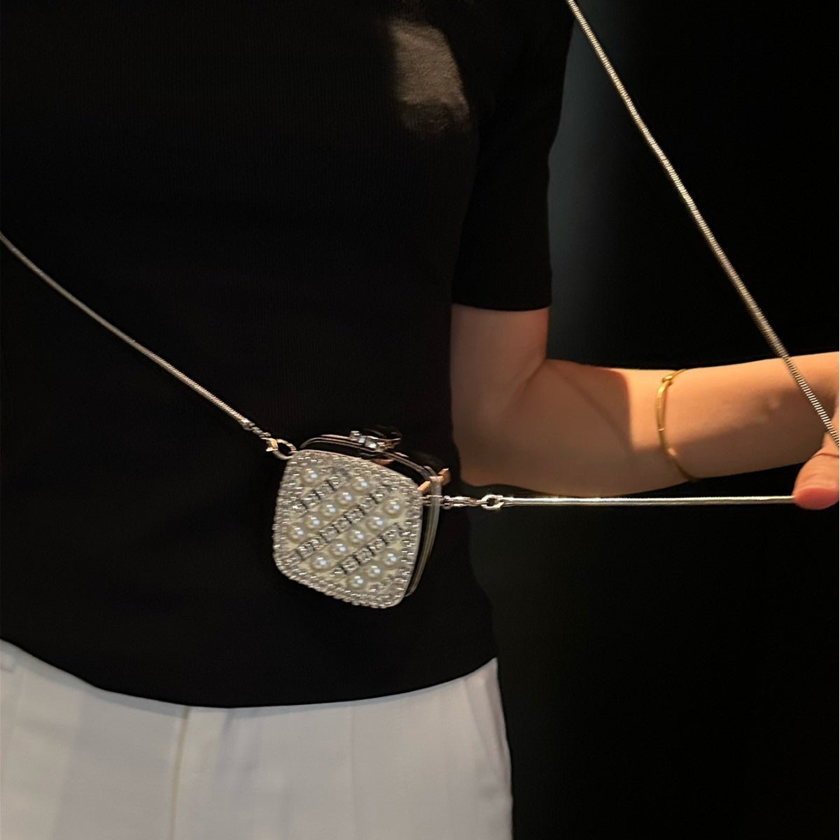 ‌Palm-Sized Diamond Mini Clutch Silver Glamour Gala Bag (MAC281)