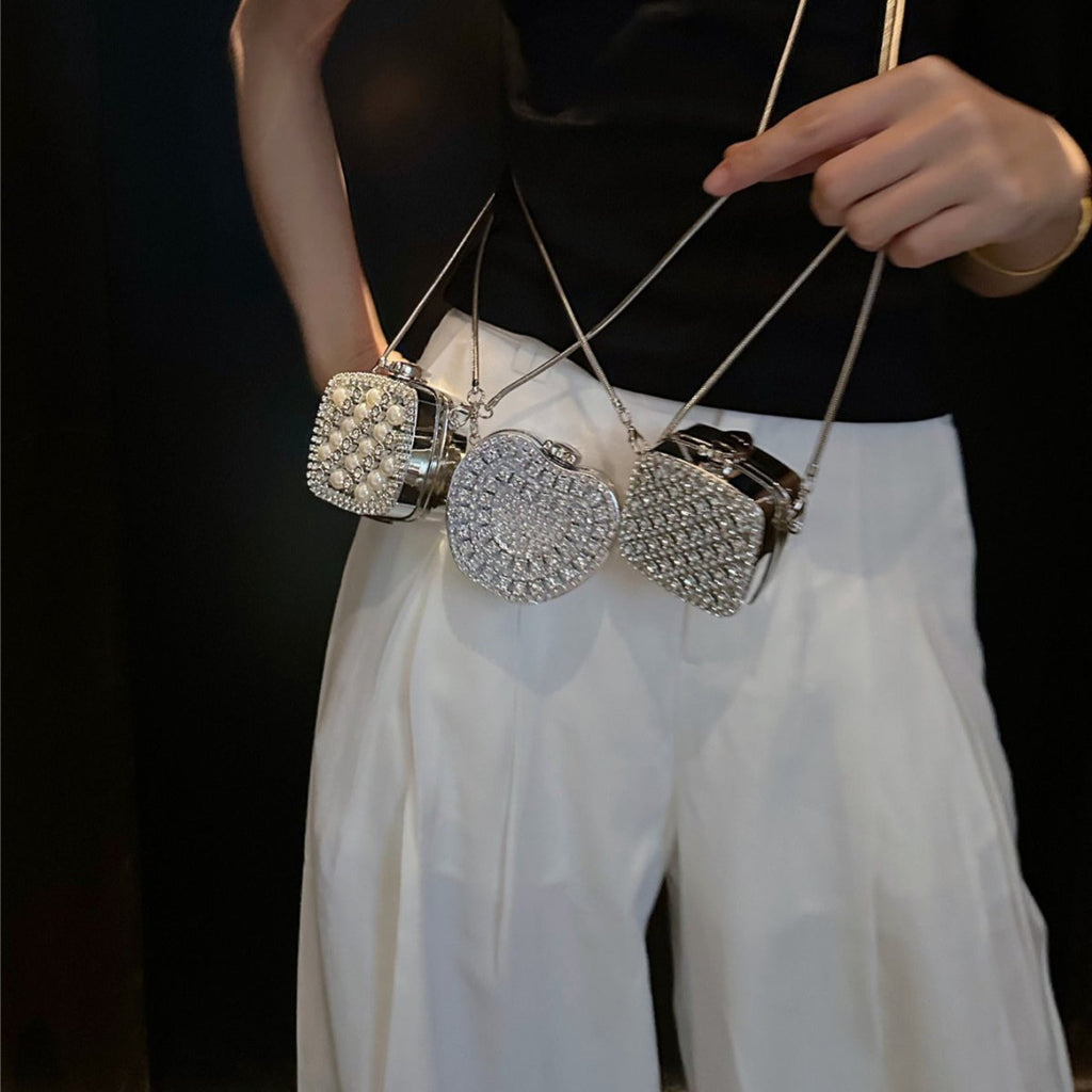 ‌Palm-Sized Diamond Mini Clutch Silver Glamour Gala Bag (MAC281)