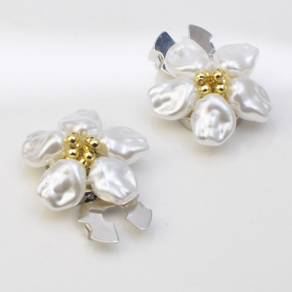 Pearl Flower Button Covers | Decorative Shirt Button Clips(MAC358)
