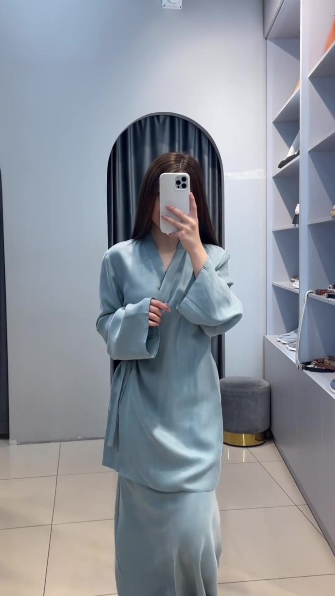 Relaxed Kimono Sleeve Sky Blue Glazed Forged Waist Pajama-Style Abaya Dress Set(MA209)