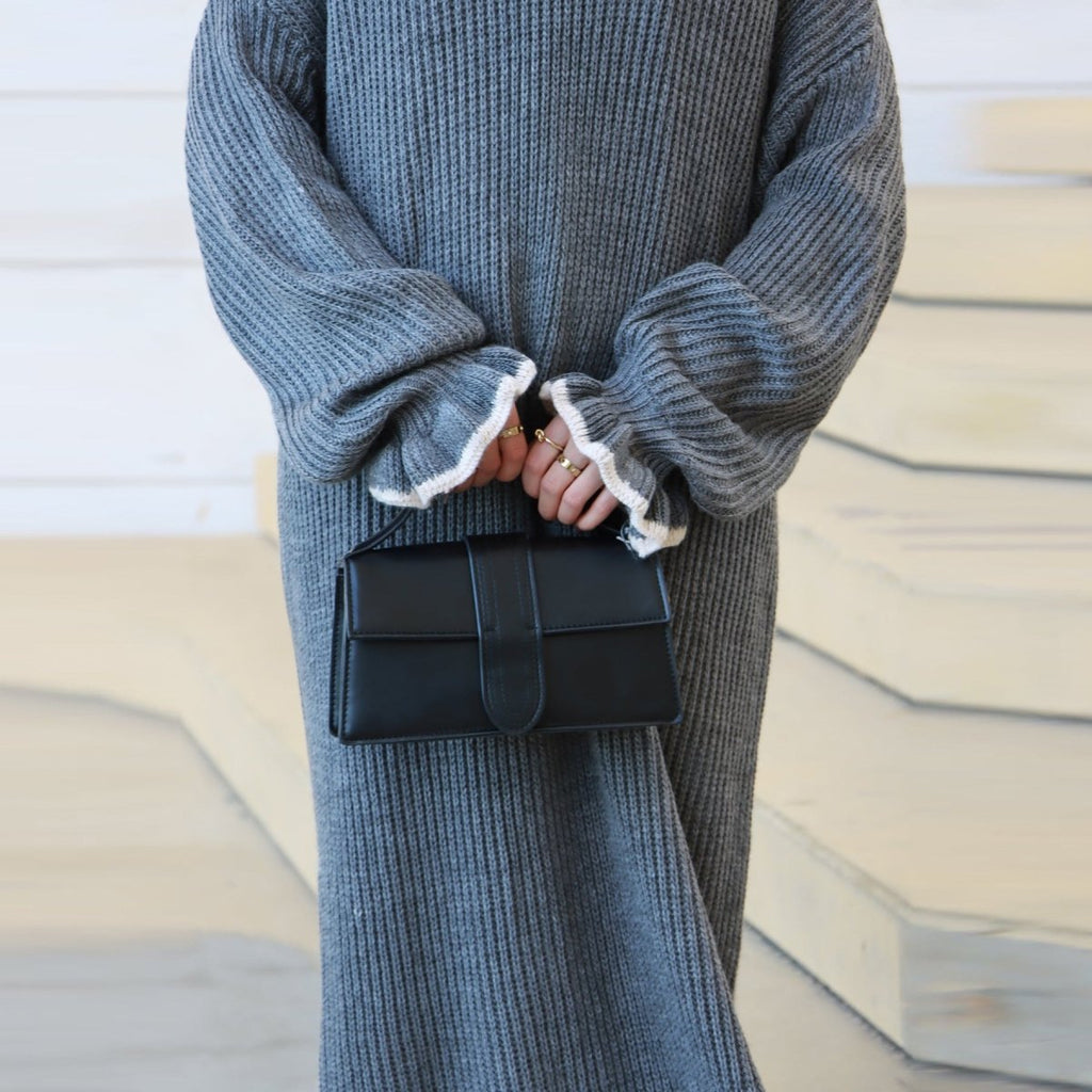 Ribbed Knit Dress with Ruffle Cuffs (MA388)
