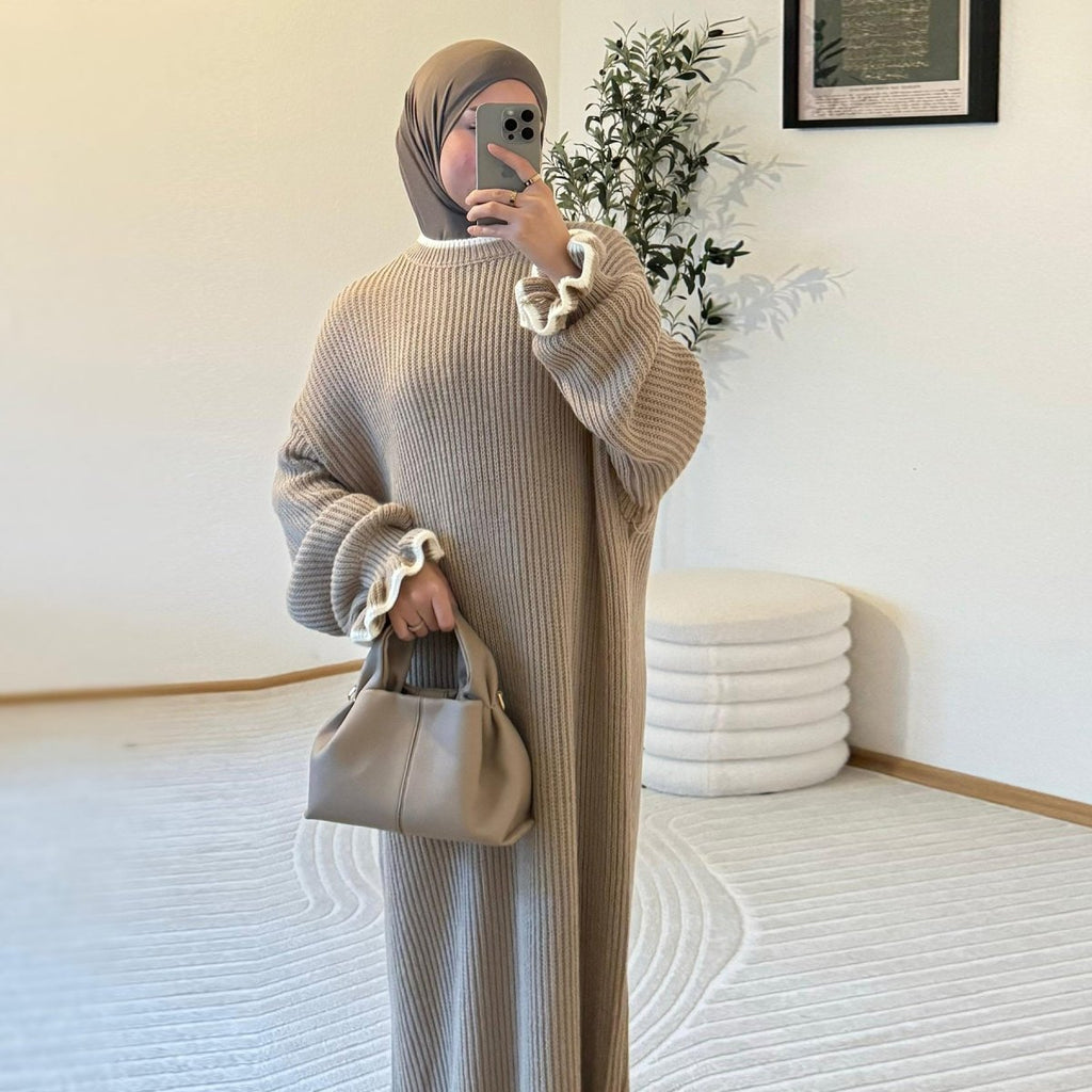 Ribbed Knit Dress with Ruffle Cuffs (MA388)