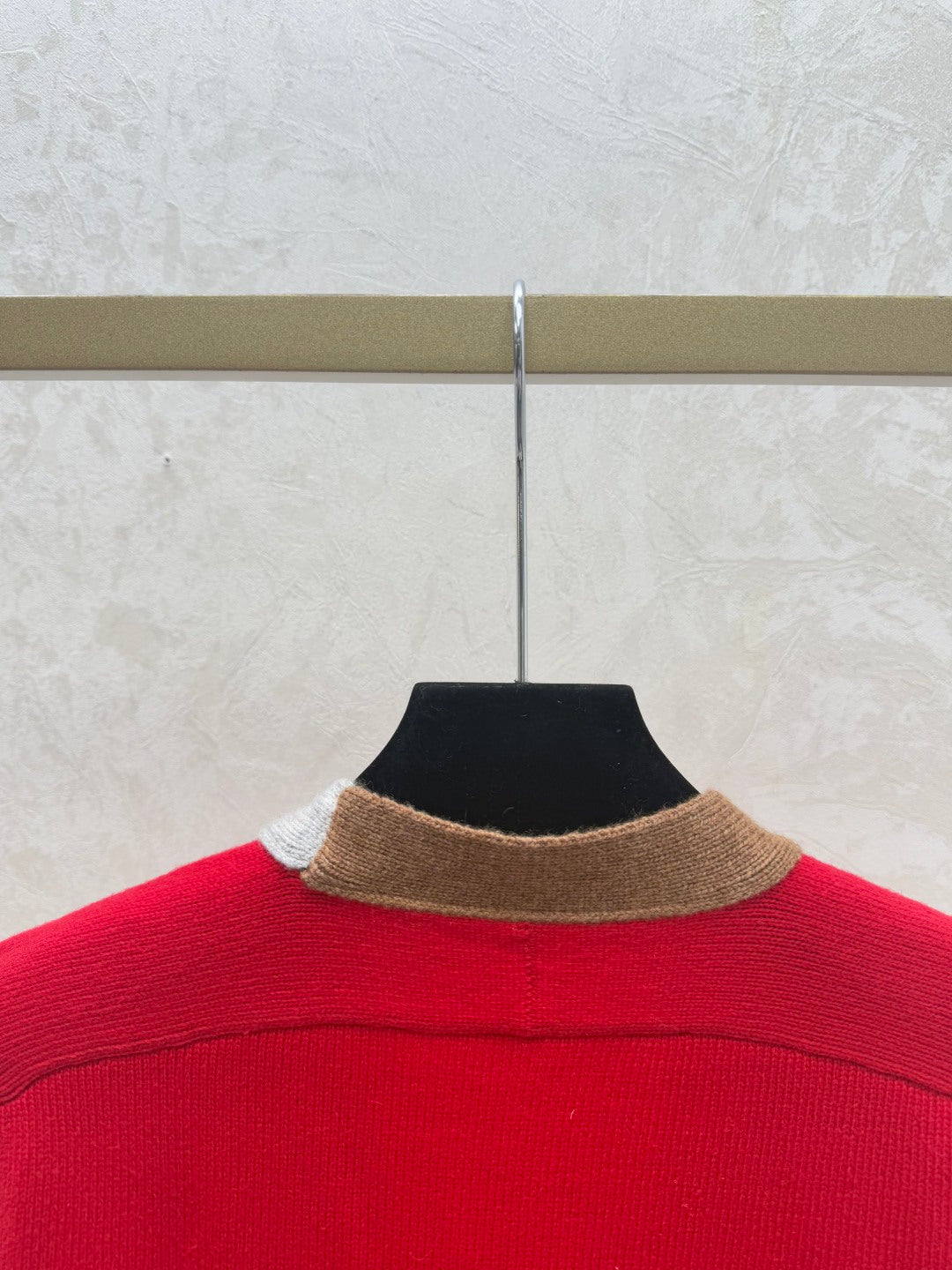 Gucci Women's V-neck Knitted Cardigan