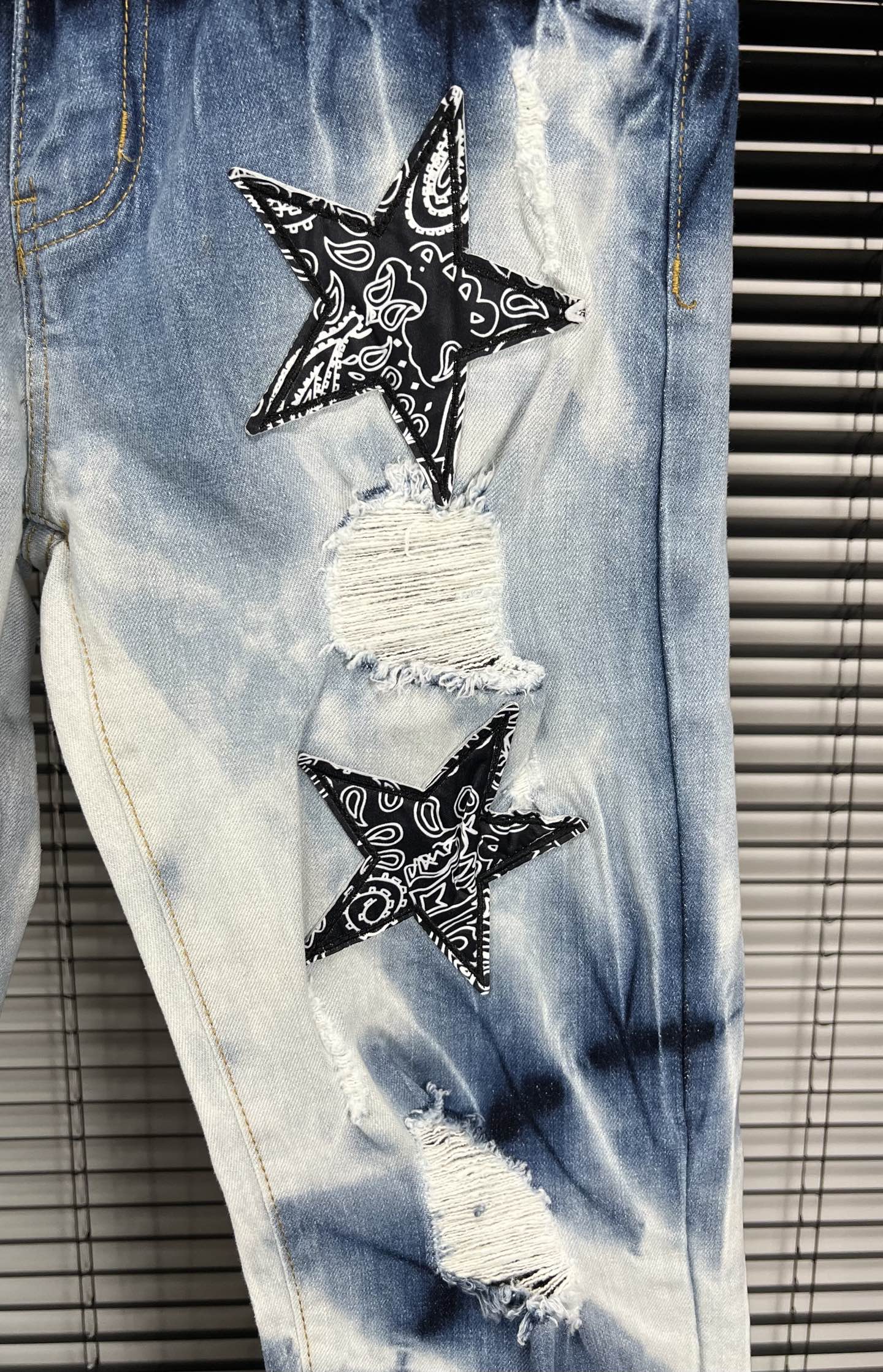 Amiri Distressed Slim Fit Jeans