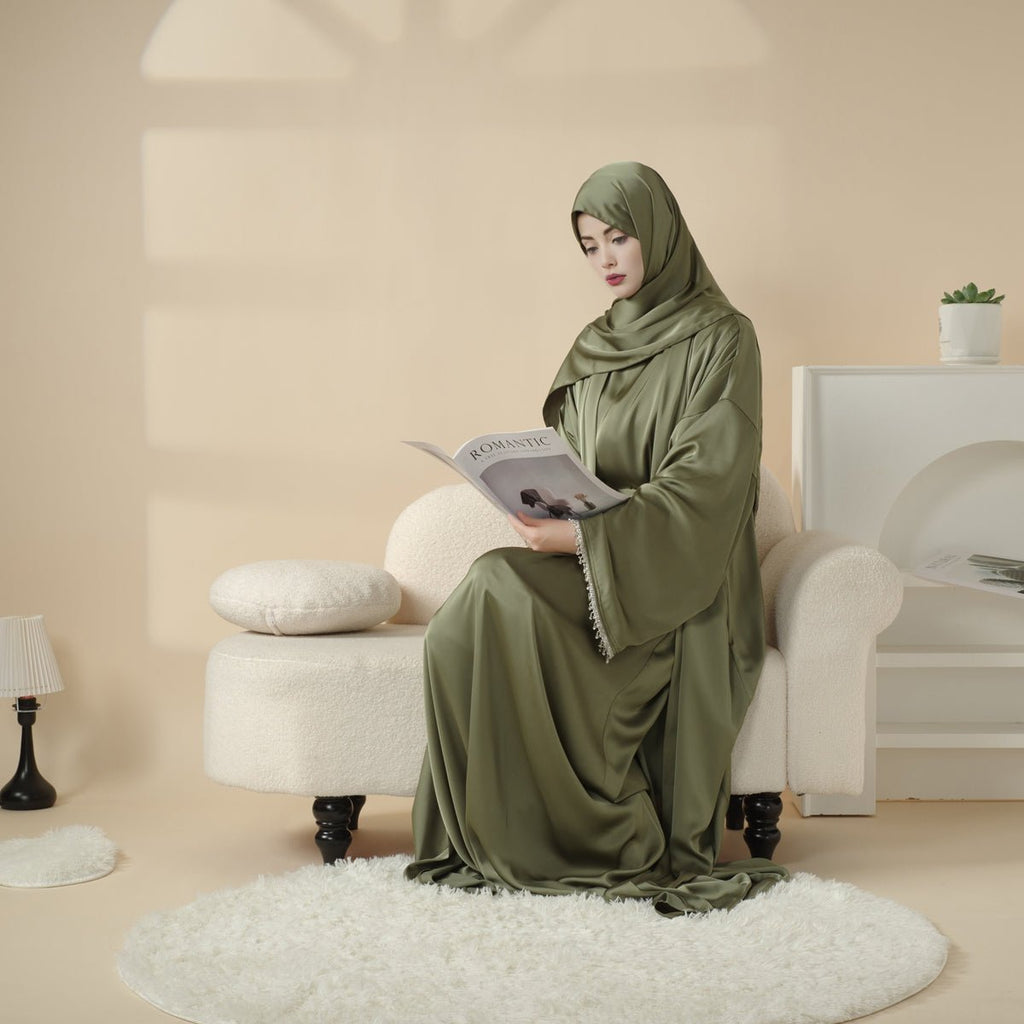 Satin Abaya With Matching Belt Made Of Diamond Tassel (MOA010)