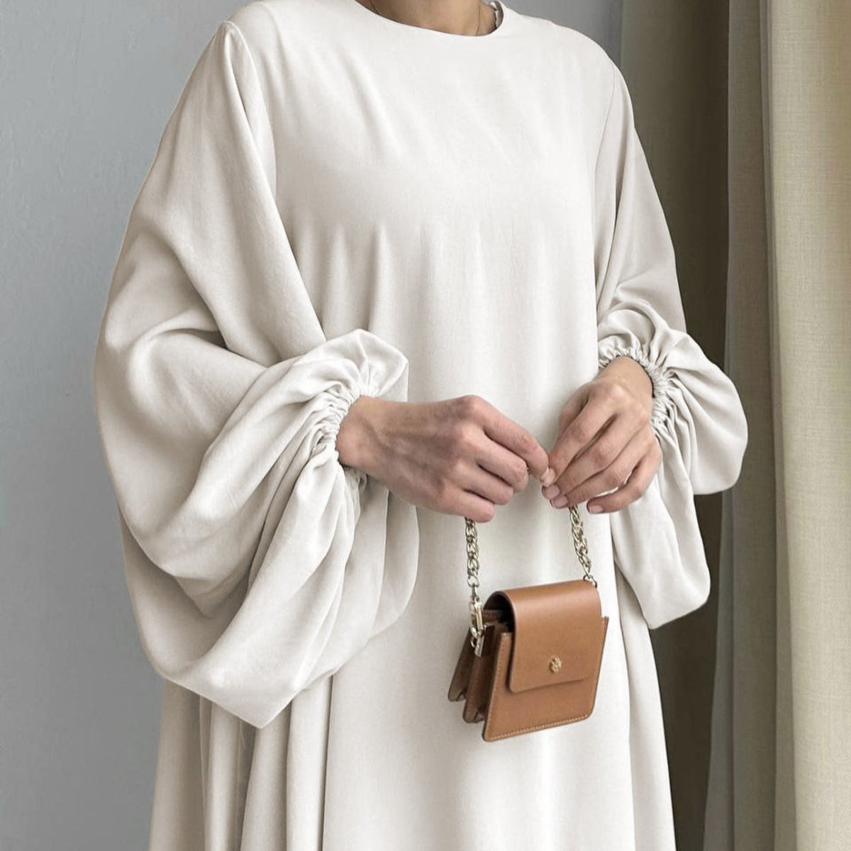 Simple Puff Balloon Sleeve Abaya (MA066)