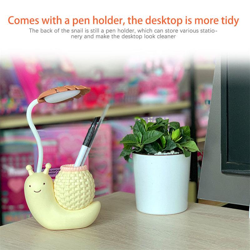 Snail Led Table Lamp Cute Pen Holder Desk Light Reading Study Children Bedroom College Dorm Eye Protection Adjustable Organizer Cute Study Lamps for Bedroom Décor