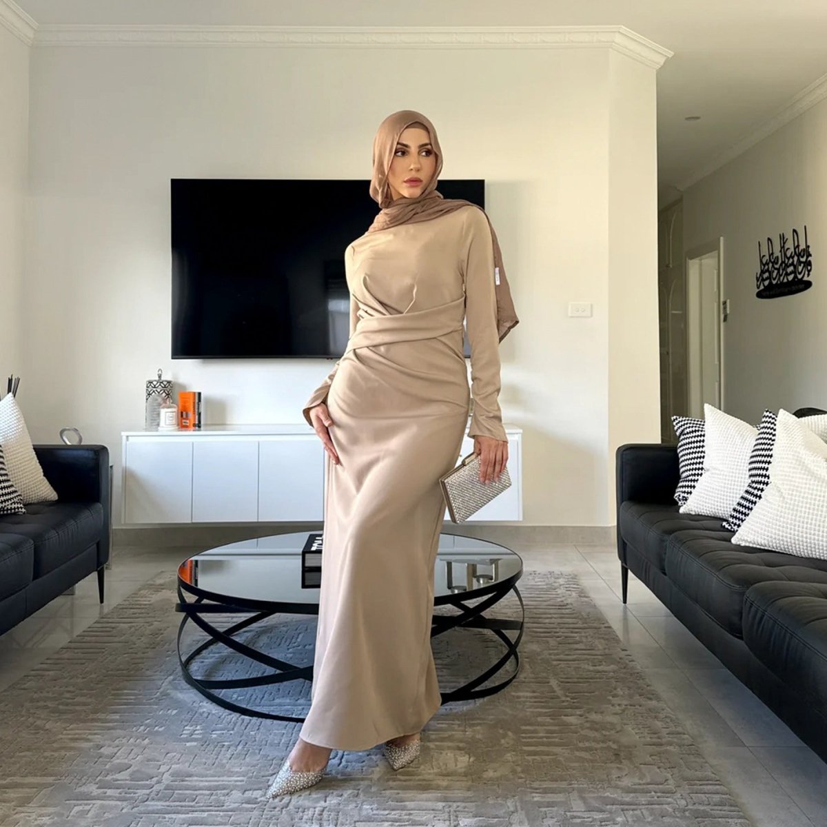 Solid Colour Slim Elegant Abaya (MA127)