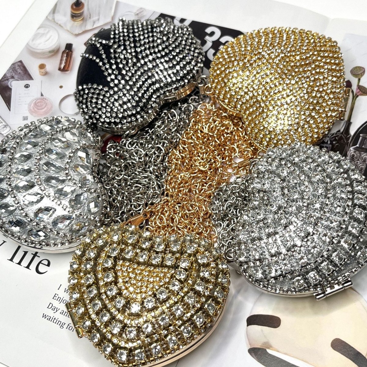 Sparkling Heart-Shaped Crossbody Bag Everyday Glam Diamond-Studded Mini Purse (MAC279)