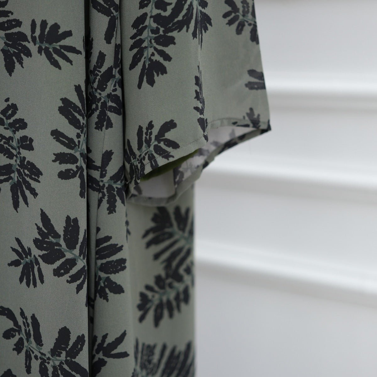 Spring Summer Floral Print Chiffon Cardigan | Double-Layer Modest Cover-Up Abaya (MOA170)