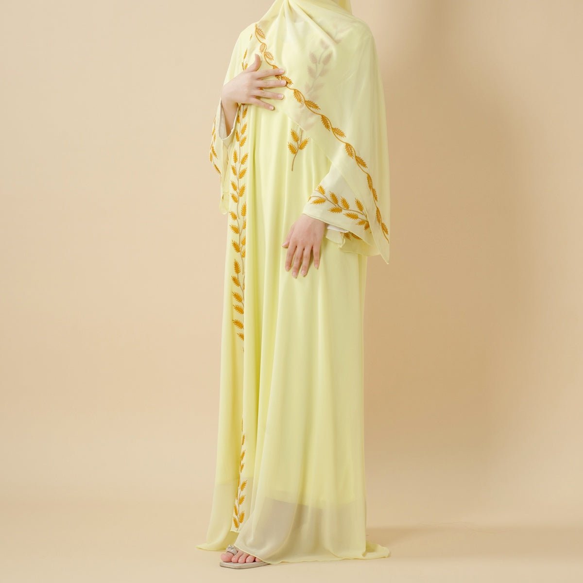 Summer Floral Embroidered Elegant Crew Neck Long Sleeve Chiffon Abaya Dress with Matching Headscarf (MA230)