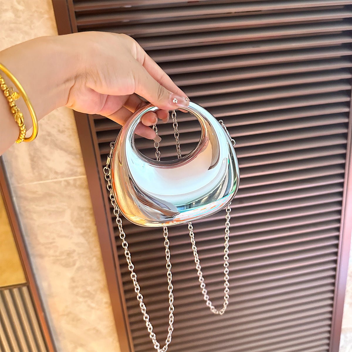 Trendy Acrylic Handbag for Women - Shiny Metal Crossbody / Shoulder Tote (Mini Crescent Design)（MAC239）