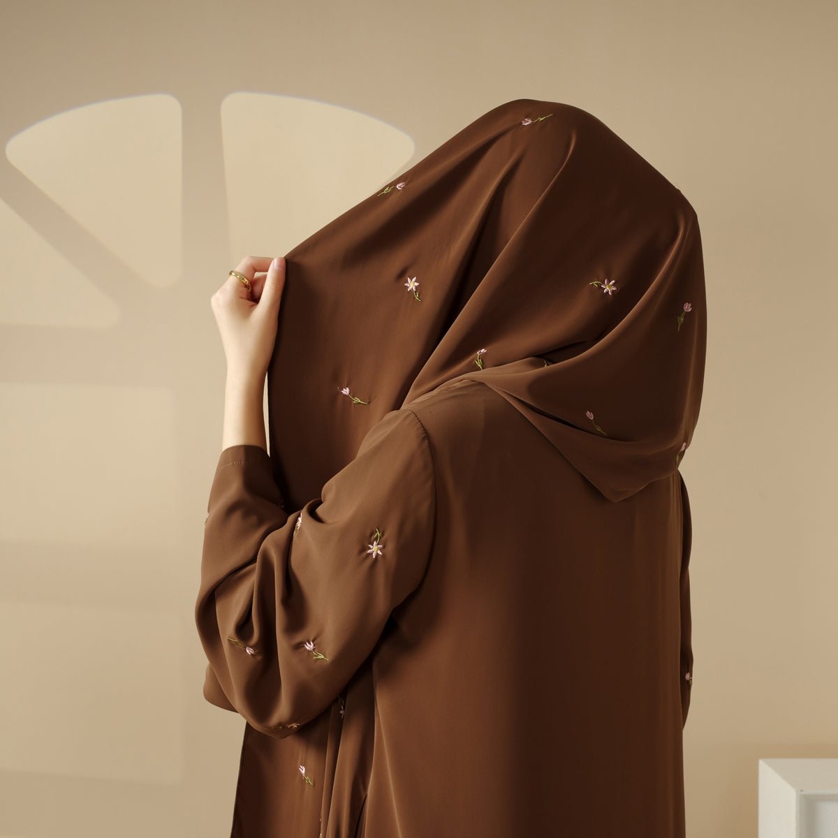 Tulip Embroidery Open Abaya 4-Piece Set (MOA051)