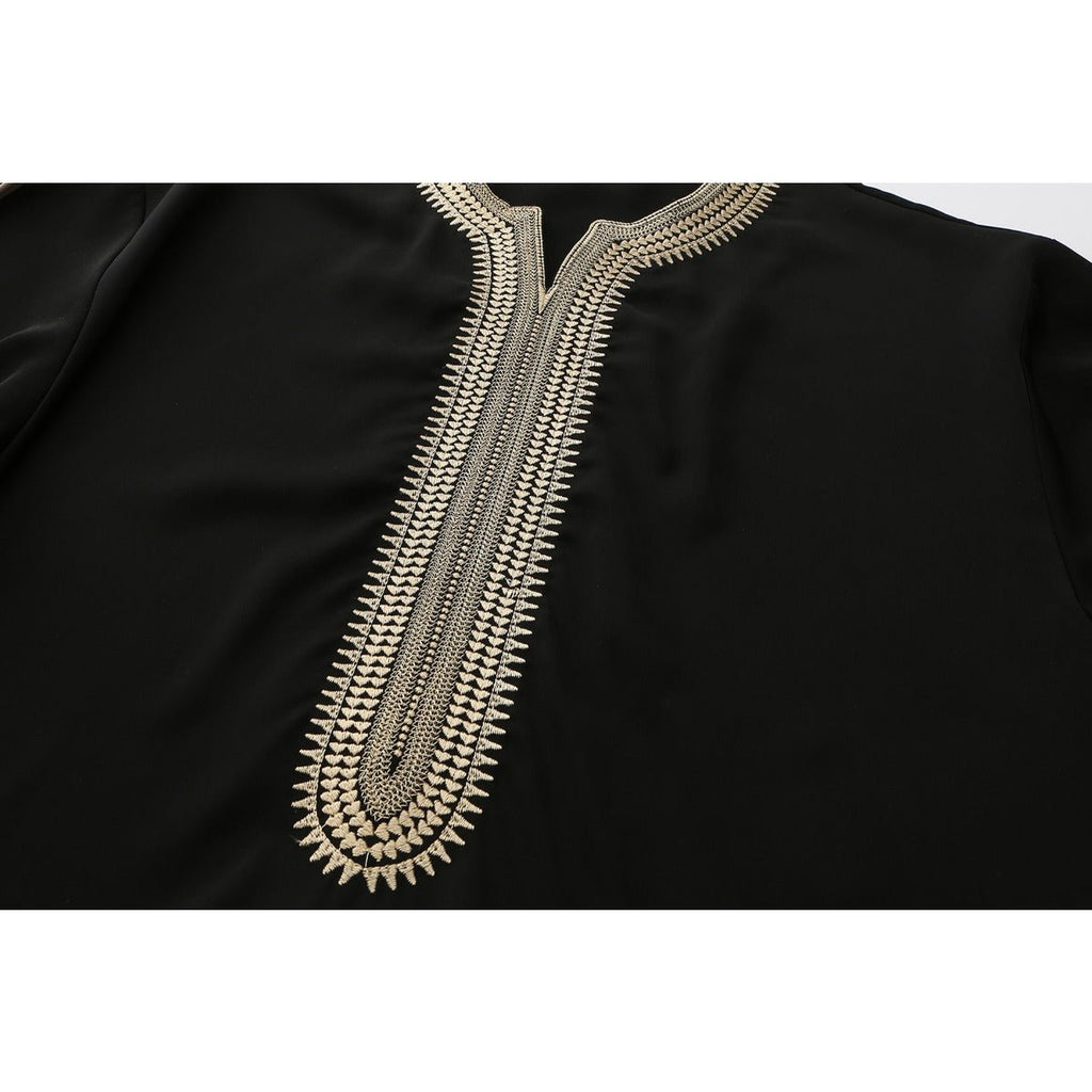 V-Neck Geometric Stitching Embroidered Medium Short Sleeve Muslim Robe Thobe (MT030)