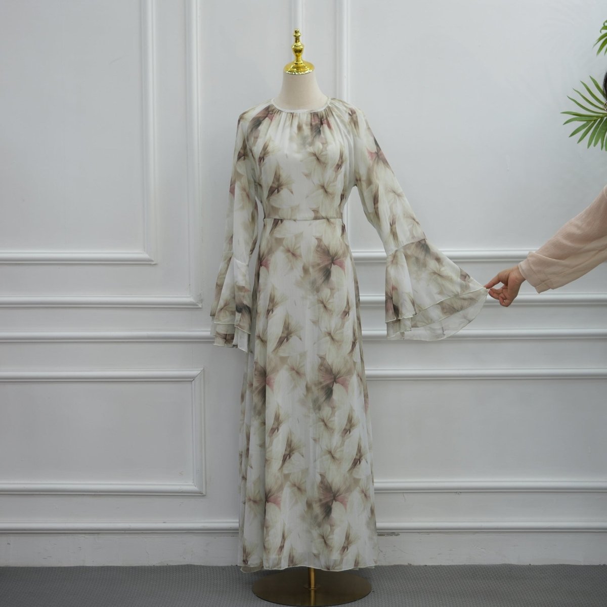 Watercolour Print Double-Layer Flared-Sleeve Maxi Dress(MS479)