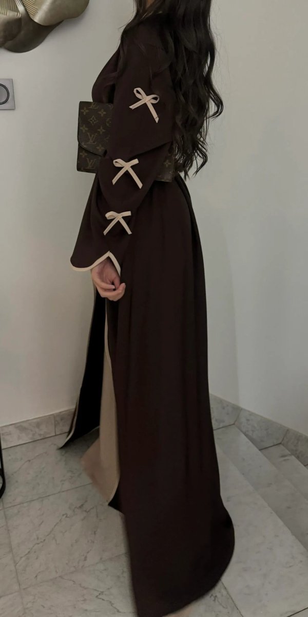 Wavy Edge Bow Embellished Open Abaya (MOA133)